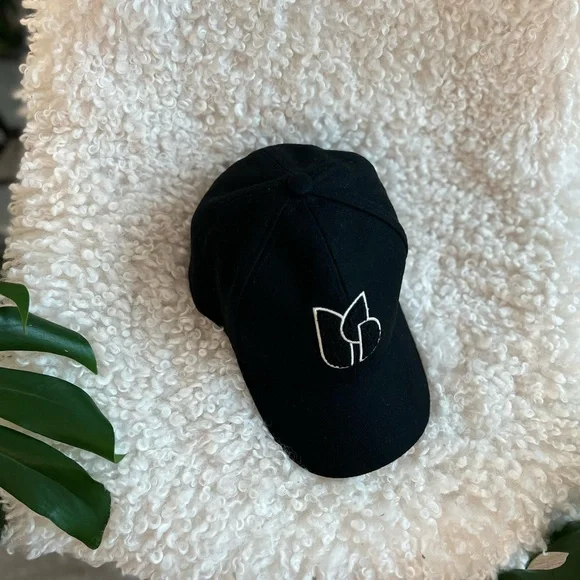 🖤🦄 Authentic ba&sh Hugo Balck Cap 🧢 - Picture 3 of 9